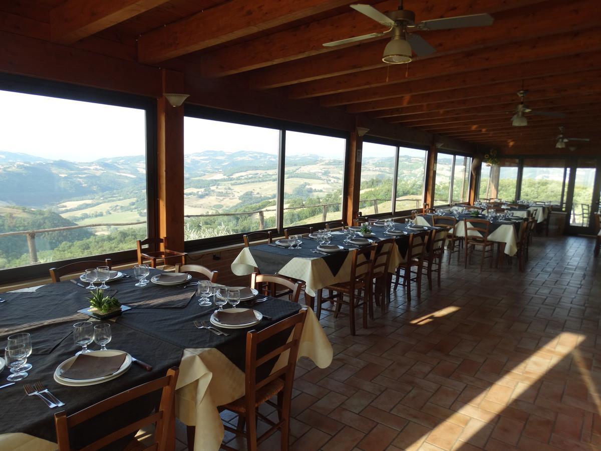 Agriturismo La Terrazza Valfabbrica 外观 照片